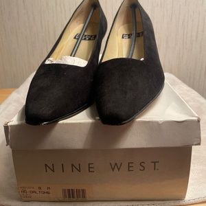 Nine West NO-Daltons black suede pumps